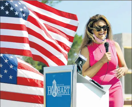  ?? JOHN SMIERCIAK/POST-TRIBUNE ?? Neli Vazquez Rowland, president and co-founder of Save Haven addresses the crowd during a groundbrea­king ceremony for a 75-unit apartment complex for veterans.