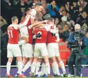  ?? AFP ?? Arsenal celebrate their 2-0 victory over Chelsea on Saturday.