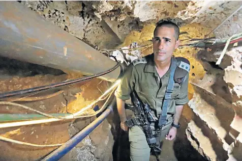  ??  ?? Col Roy Levy inside the Hizbollah tunnel, which was constructe­d in almost complete secrecy within the terrorist group