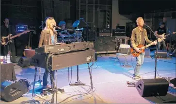  ?? Photograph­s by Luis Sinco Los Angeles Times ?? CHRISTINE McVIE and Lindsey Buckingham rehearse in Culver City. The Fleetwood Mac alum recently started a concert tour in support of their new duets album, titled “Lindsey Buckingham/Christine McVie.”