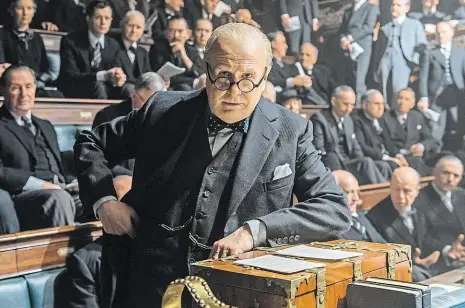  ?? Foto: Cinemart ?? Skvělý řečník Winston Churchill proslul svými skvěle vypointova­nými a dramatický­mi projevy v britském parlamentu.