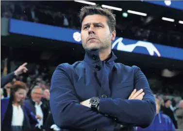  ??  ?? Pochettino, pensativo durante un partido de su etapa como entrenador del Tottenham.