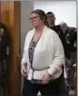  ?? MANDI WRIGHT DETROIT FREE PRESS, AP POOL ?? Jennifer Crumbley walks into the courtroom of Judge Cheryl Matthews before being found guilty on Tuesday in Pontiac, Mich.