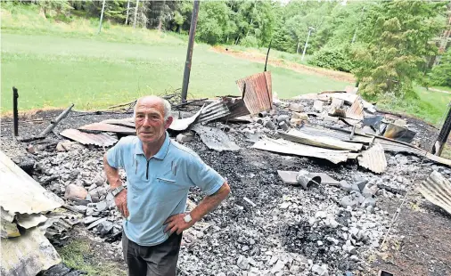  ?? Photograph by Kami Thomson ?? RISING FROM THE ASHES: Ice master Willie Milne with the remains of the clubhouse after the 2015 fire.