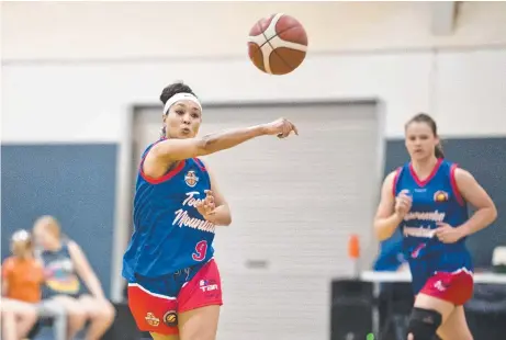  ??  ?? TAKING THE LEAD: Mountainee­rs captain Kaila Gabriel wants to finish the season on a positive note.