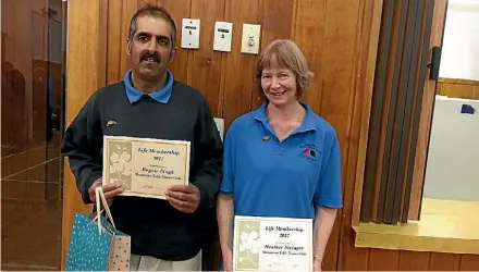  ?? SUPPLIED ?? Ragvir Singh and Heather Stringer were made life members of the Manawaru Table Tennis Club.