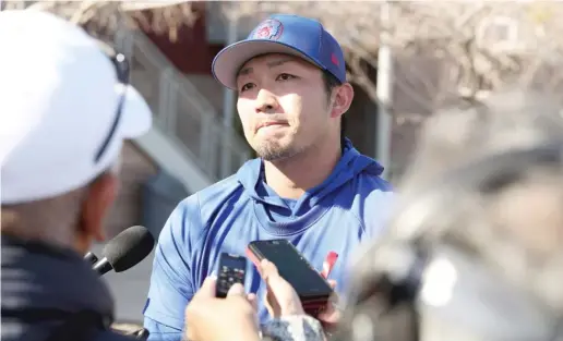  ?? JOHN ANTONOFF/SUN-TIMES ?? Manager David Ross says injured outfielder Seiya Suzuki (above) is in good spirits as he recovers from a strained left oblique.