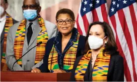  ?? Photograph: Michael Brochstein/Sopa/Rex ?? Karen Bass, middle, at a press conference with congressio­nal Democrats about police reform in June. Bass has emerged as a top contender for any vacant Senate seat.