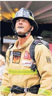  ?? FOTOS (2): CURRENTA ?? Bester deutscher Feuerwehrm­ann bei der „FireFit Challenge“in Kanada ist Ralf Sikorra aus Leverkusen.