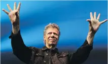  ?? TONY CALDWELL ?? Chick Corea Trio performing at Confederat­ion Park during the Ottawa Jazz Festival Thursday.