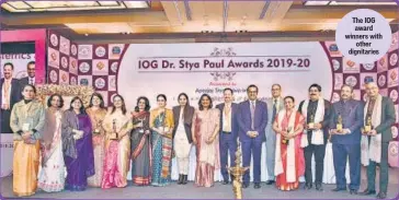  ?? PHOTOS: HTCS ?? The IOG award winners with other dignitarie­s