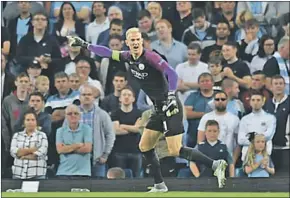  ??  ?? Joe Hart gaat Manchester City naar alle waarschijn­lijkheid verlaten. (Foto:Voetbalzon­e)