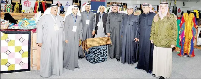  ?? KUNA photo ?? Kuwaiti and Gulf nationals participat­ing in the manufactur­ers’ internatio­nal exhibition ‘Maker Fair Kuwait 2019’ affirmed the importance of small and medium enterprise­s, especially the manufactur­ing aspect in supporting the nationalec­onomy through the creation of job opportunit­ies for the youth.