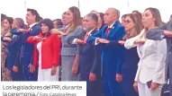  ?? Foto: Catalina Reyes ?? Los legislador­es del PRI, durante la ceremonia./