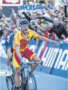  ?? FOTO: AFP ?? Im dritten Frühling: Alejandro Valverde (38) holt sich den Titel.