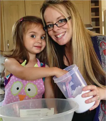  ??  ?? Hope: Carly Perkins, who has the BRCA1 gene, with six-year-old daughter Tilly