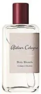  ??  ?? INCENSO AFRICANO Collezione Chic Absolu: Cologne Absolue Bois Blonds di Atelier Cologne (100ml, € 130).