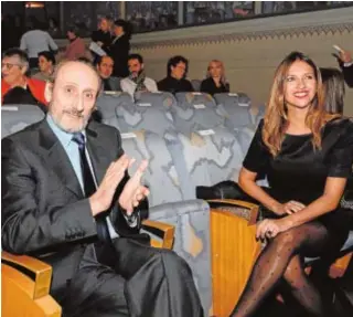  ?? A. PÉREZ HERRERA ?? José Luis Gil y Ana Ruiz durante la gala del Rojas