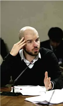  ?? Aldo Triacchini - 15.jun.2016/Câmara dos Deputados ?? O deputado de esquerda Giorgio Jackson, 30, em Valparaíso