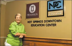  ?? The Sentinel-Record/Richard Rasmussen ?? EDUCATION SYNERGY: Sally Carder, former president of National Park College and now interim director for Henderson State University-Hot Springs, said the next director will be tasked with cultivatin­g the university’s relationsh­ip with the college and...