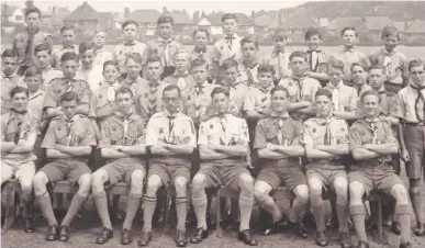 ??  ?? 1st Dudley Grammar School Scout Troop in school year 1948/49