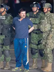  ??  ?? PRESO. El “Chapo” espera una condena por narcotráfi­co en los Estados Unidos.