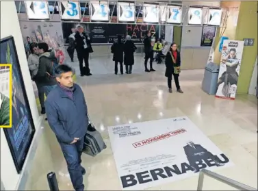  ??  ?? A la izquierda, imágenes de la cinta. A la derecha, los cines Princesa Renoir, en Madrid, el pasado viernes en su estreno.