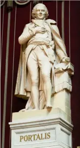  ?? (Photo DR) ?? Un buste monumental de Portalis fait face à l’hémicycle des sénateurs au Palais du Luxembourg, au côté de ceux de cinq autres « grands législateu­rs ».