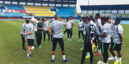  ??  ?? Super Eagles at training in Asaba yesterday. The team is scheduled to leave for Johannesbu­rg this evening for the AFCON 2019 qualifier against South Africa on Saturday