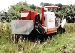  ??  ?? LABOR-EFFICIENT - The machine is shown harvesting corn stovers that it bales in Tarlac, where Novatech operates. The corn ears were previously harvested manually. Harvesting the stovers manually would be very costly, and usually, farmers don’t harvest them at all.