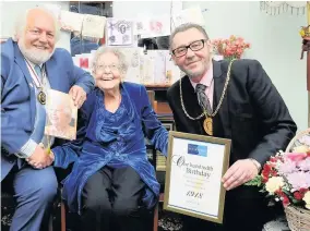  ??  ?? Celebratio­ns Ian Mcallan Mrs Lottie Reader with Depute Lieutenant Sandy Wilkie and Provost