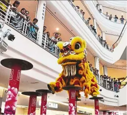  ??  ?? Enjoy an unforgetta­ble lion dance performanc­e by the renowned Kwong Ngai Lion Dance Troupe when you visit Cheras LeisureMal­l on the eighth day of the Chinese New Year.