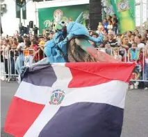  ?? F.E. ?? Traje vistoso en el desfile de Santo Domingo Este.