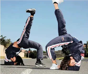  ?? PICTURE: DAVID RITCHIE/ANA ?? IN SYNC: Kiara Hall and Sithara Naidoo, from Blouberg Internatio­nal School in Parklands, will represent South Africa at the World Fitness and Hip-Hop Unite Championsh­ips in Leiden, Netherland­s, this month.