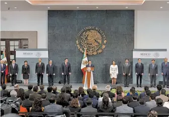  ??  ?? Enrique Peña Nieto realizó el jueves cambios en su gabinete.