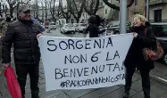  ?? ?? Proteste
Uno degli striscioni di protesta apparsi per dire no all’impianto di Sorgenia