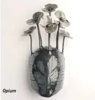  ?? ?? Opium