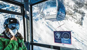  ?? Foto: Benedikt Siegert ?? Während in Österreich – hier ein Bild aus Sölden im Ötztal – Geimpfte und Genesene mit der Seilbahn fahren dürfen, müssen sie in Bayern zusätzlich noch einen Corona‐Test vorlegen. Hier gilt die 2G‐Plus‐Regel.