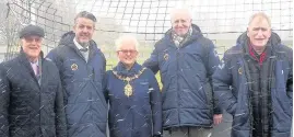  ??  ?? Pictured from left to right, Mayor’s consort Trevor Ranson, Dynamo Chairman Darren Rodgers, Mayor of Charnwood Coun Pauline Ranson, Dynamo Press Officer John Bryson and Dynamo Manager Peter Ward.