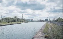  ?? BOB TYMCZYSZYN THE ST. CATHARINES STANDARD ?? View of the Welland Canl where the N.S.&amp;T. train bridge used to stand.