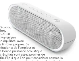  ??  ?? Spécificat­ions
•Connectiqu­e : port micro-usb de charge, entrée auxiliaire sur mini-jack •Batterie : 2100 mah, 12 h d’autonomie •Poids : 580 g •Dimensions : 6,8 x 19,8 x 6,6 cm