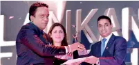  ??  ?? Benedict Rossairo, Managing Director of Alleviatio­n Digital (Pvt) Ltd receiving the award