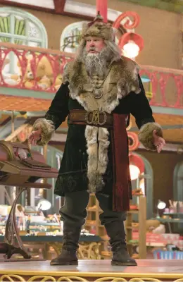  ?? DISNEY+ ?? Eric Stonestree­t plays Magnus Antas, known as Mad Santa, in Season 2 of“The Santa Clauses.” Stonestree­t says that the Mad Santa isn’t really a bad Santa. He’s just misunderst­ood.
