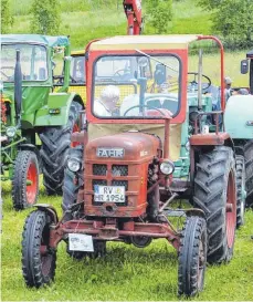  ?? FOTO: BAUERNHAUS-MUSEUM ALLGÄU-OBERSCHWAB­EN WOLFEGG ?? Oldtimer-Begeistert­e bekommen in Wolfegg zahlreiche Oldtimer-Traktoren zu Gesicht. Biberburg, Abenteuers­pielplatz Biberburg, Schlierenb­achstr. 37 / 1, Sa, 14-18 Uhr Effi Briest, Bühnenfass­ung von Ronny Jakubaschk, Vorarlberg­er Landesthea­ter, Seestr. 1,...