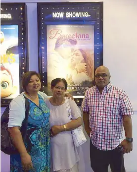  ??  ?? From left: Marie Fe Aldana with her mom, Marina Pansoy, and her husband, Alfred Aldana, at the Hudson Mall Theater in Jersey City, New Jersey