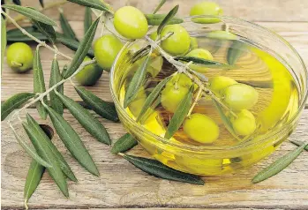  ??  ?? There are more than 700 different types of olives, and thousands of different kinds of oil.