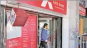  ?? REUTERS/FILE ?? Axis Bank added ₹16,536 crore to the bad loan category in Q4, sharply higher than ₹4,428 crore added in Q3