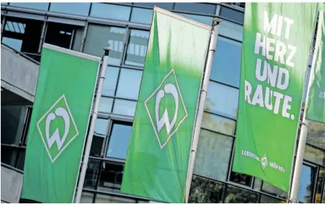  ?? FOTO: SCHULDT/DPA ?? Das Investoren-Modell bei Werder Bremen könnte zum Vorbild für viele andere Vereine werden.