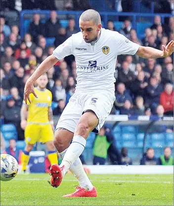  ??  ?? LEVELLER: Giuseppe Bellusci scores the equaliser for Leeds United