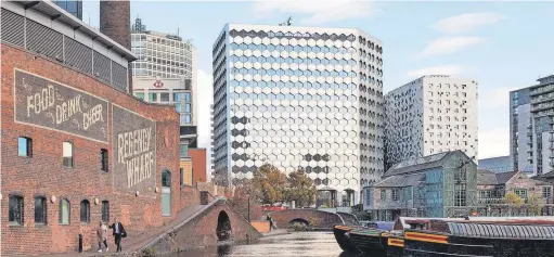  ?? ?? Left: 3 Arena Central overlookin­g Gas Street Basin in Birmingham – thousands of tax and pension staff will be based in the building